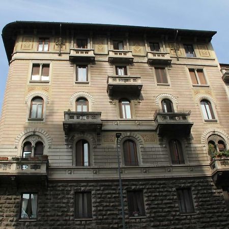 Viale Lunigiana - Penthouse - 6 People Appartement Milaan Buitenkant foto